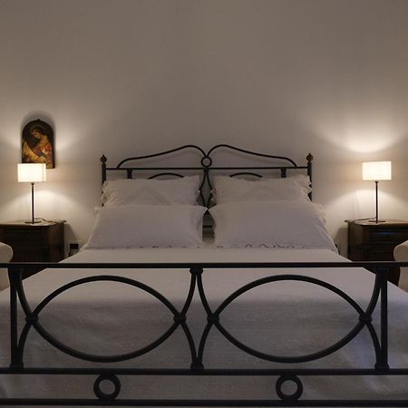 La Finestra Sui Trulli Bed & Breakfast Alberobello Exterior photo